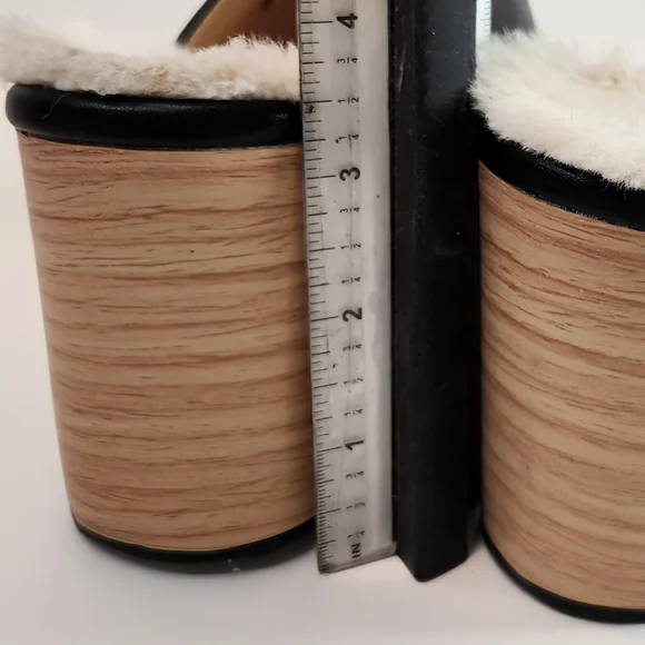 Taryn Rose Black Mules with Platform Sole and Plush Lining Sz 7.5 - Picture 4 of 10